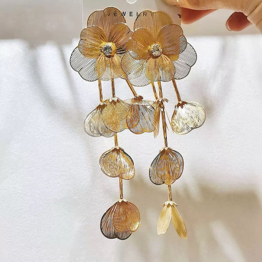 Gold flower earrings